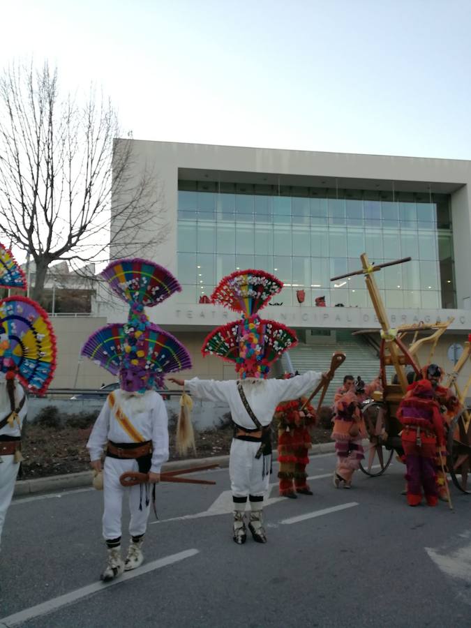 Imagenes del carnaval de la provincia en Portugal