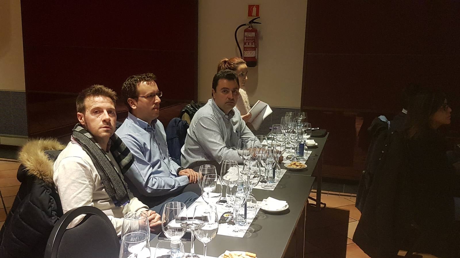 Cata de vinos Cuatro Rayas organizada por El Norte de Castilla