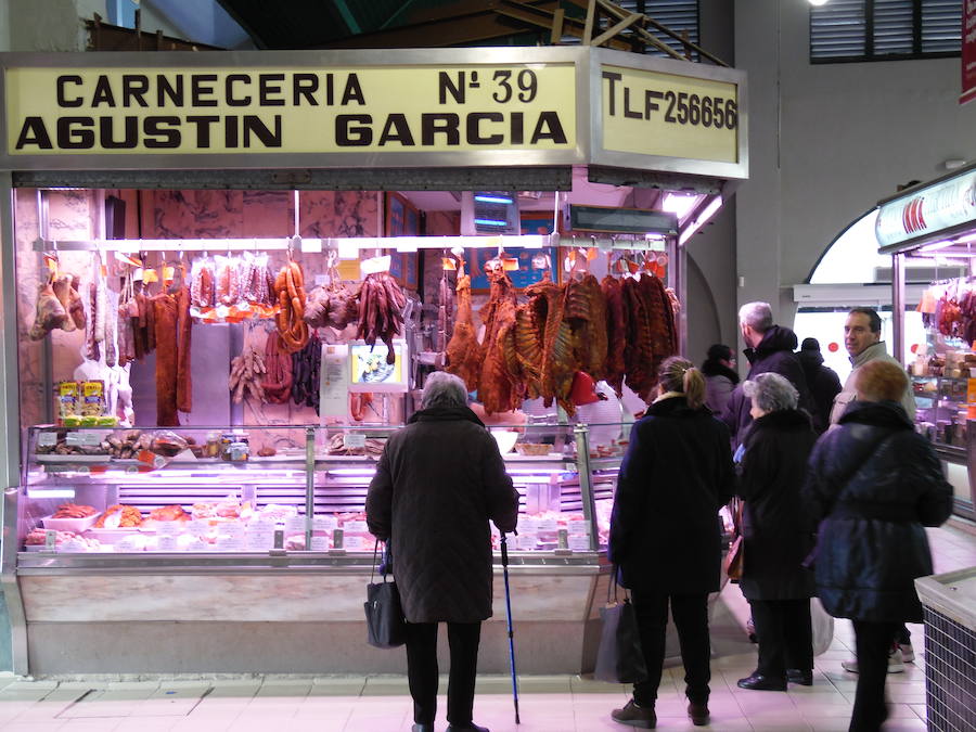 Uno de sus puntos de venta en el Mercado del Conde Luna de la capital leonesa.