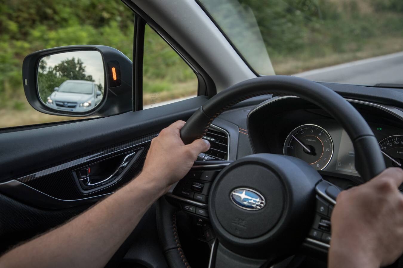 La segunda generación del Subaru XV empieza a venderse y las primeras unidades llegan a finales de año. Fiel a la tradición, equipa tracción a las cuatro ruedas, motor tipo bóxer y ahora solo se comercializa con cambio automático. La gama parte desde 21.900 euros que cuesta el 1.600.