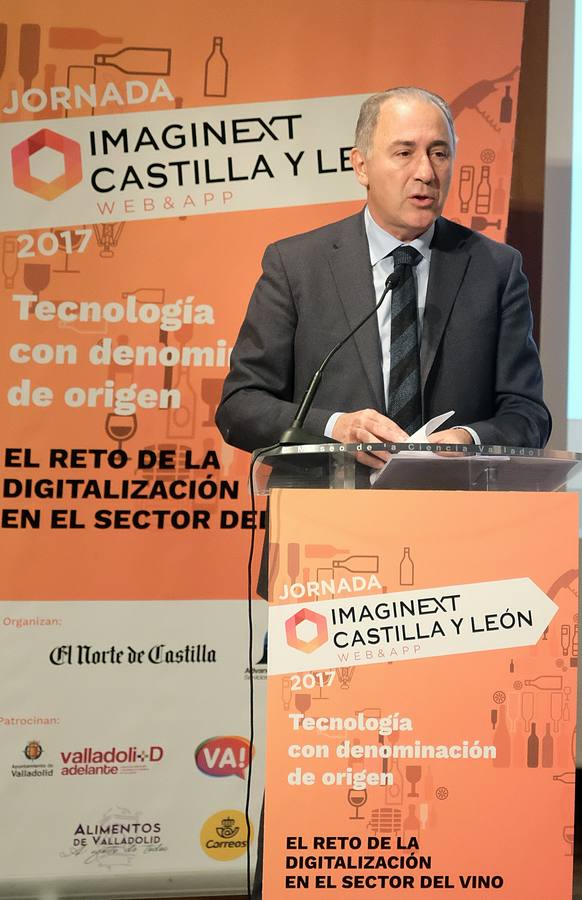 El encuentro organizado por El Norte de Castilla, con el patrocinio de la Diputación de Valladolid;, el Ayuntamiento; Correos, y la Denominación de Origen Rueda se celebra, en el Auditorio del Museo de la Ciencia