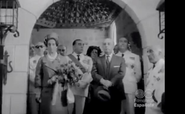 Francisco Franco durante la inauguración de San Marcos.