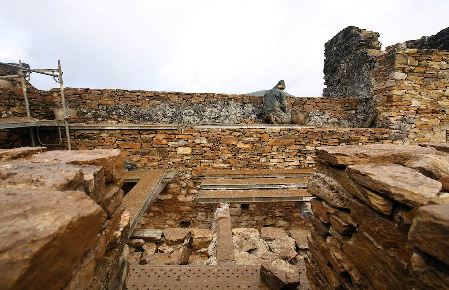 Restauración del castillo de Sarracín