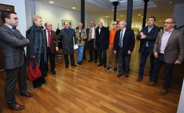 Los integrantes de la Asociación para el fomento de la economía del Bierzo (Afebi), durante su presentación esta mañana en Ponferrada.