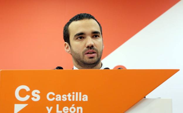 El secretario de Comunicación de Ciudadanos Castilla y León, Pablo Yáñez, realiza un análisis político del año 2017