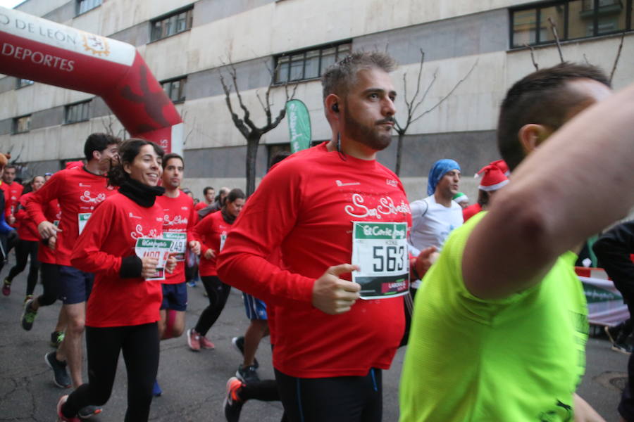 Todas las imágenes de la San Silvestre de León