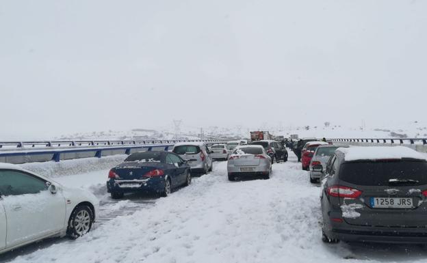 Retenciones provocadas por las intensas nevadas.