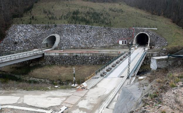 Obras de la variante, a la altura de los túneles de los Pontones.