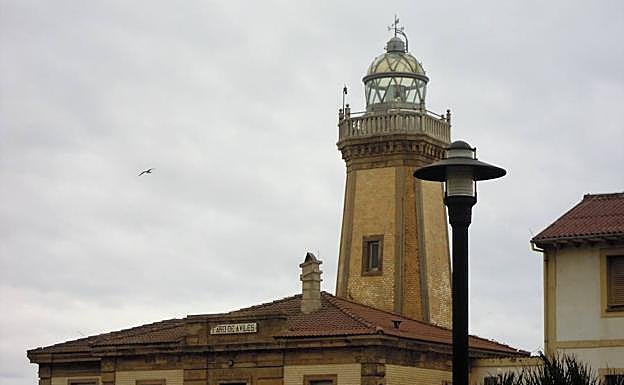 Faro de Avilés.
