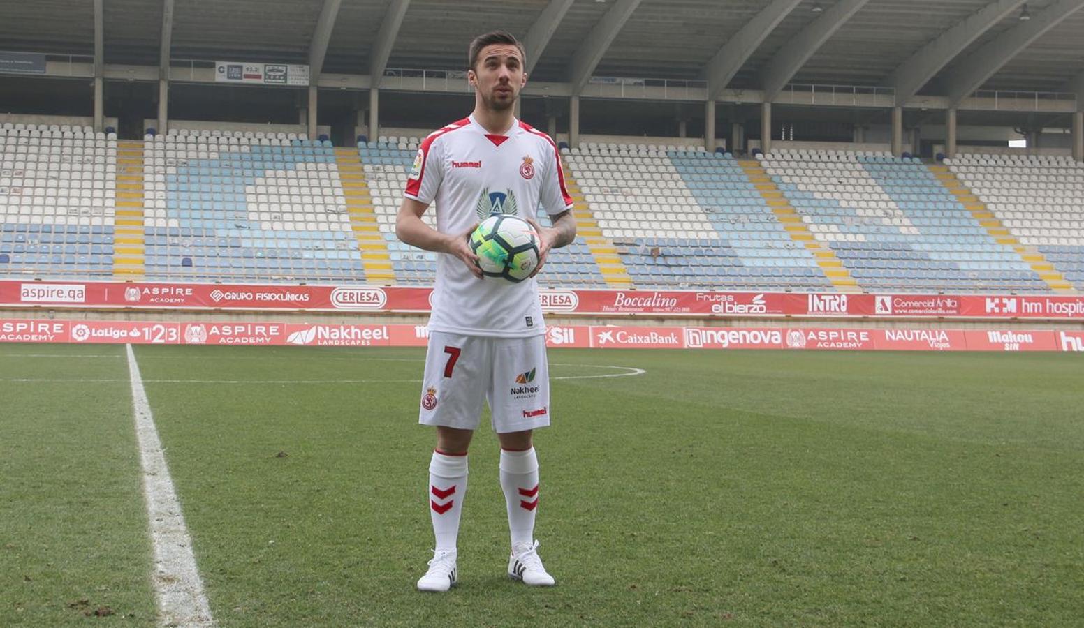 Sergio Marcos, presentado como jugador de la Cultural