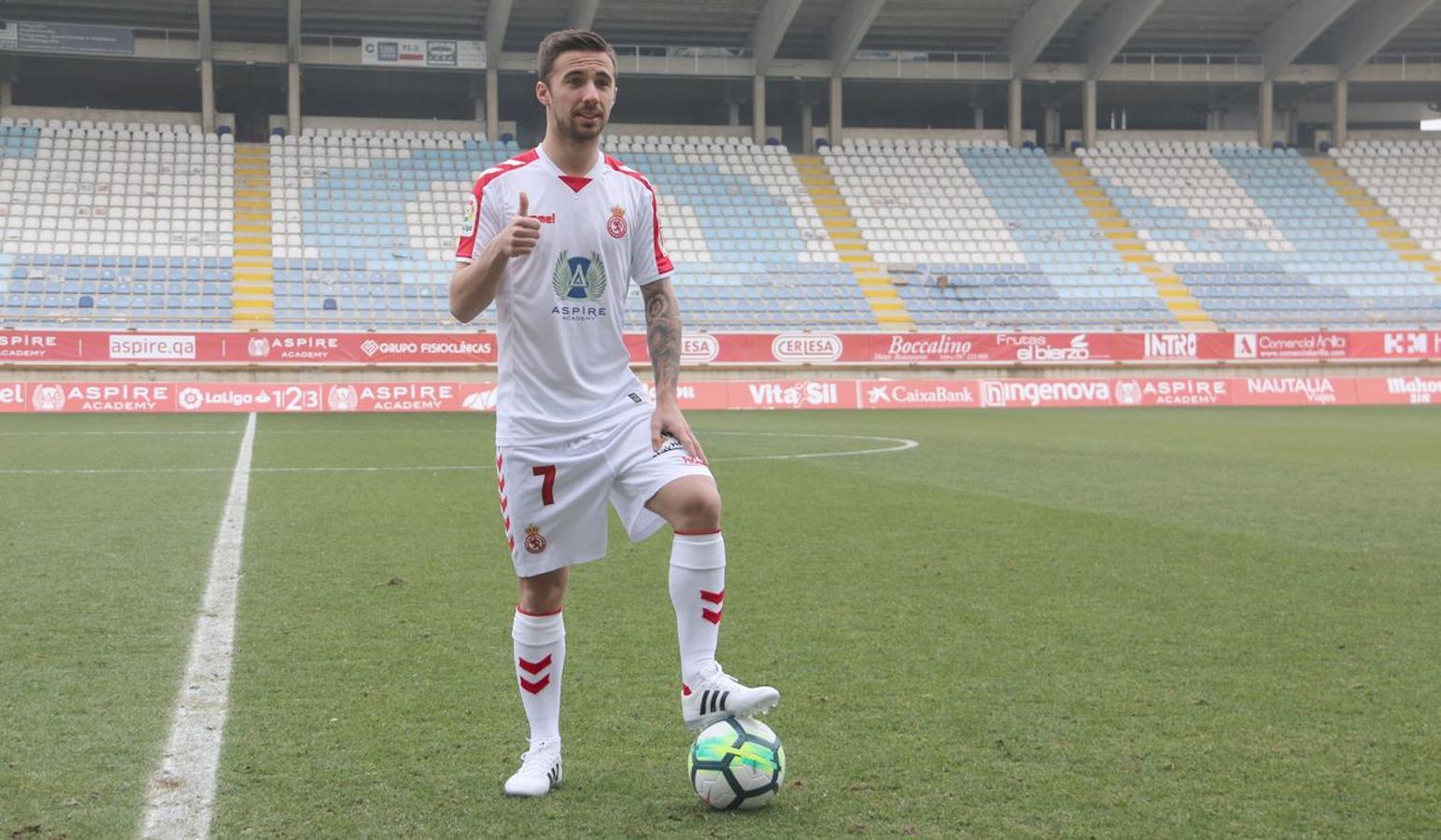 Sergio Marcos, presentado como jugador de la Cultural