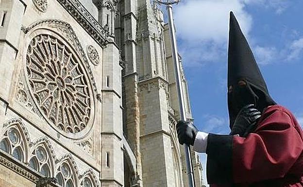 La Semana Santa de León se 'presenta' en Fitur