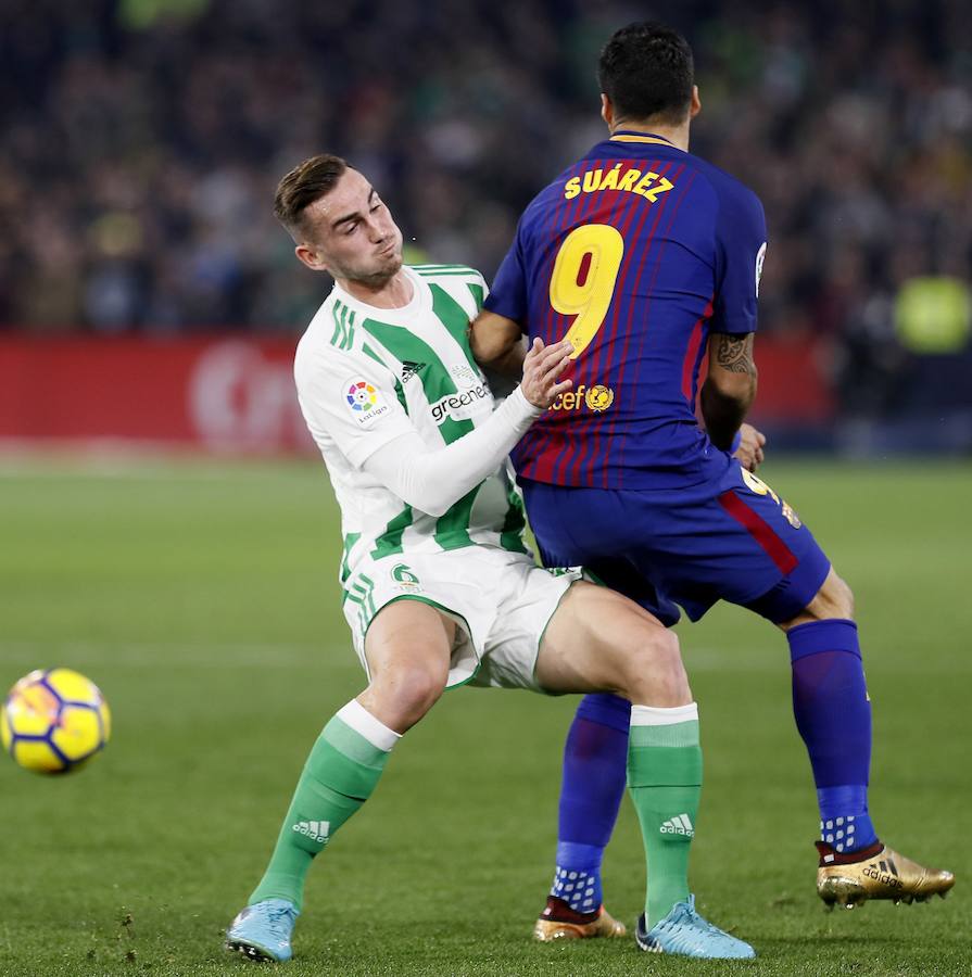 El conjunto de Valverde se llevó la victoria en el Benito Villamarín por 0-5, con un doblete de Messi, otro de Luis Suárez y un tanto de Rakitic.