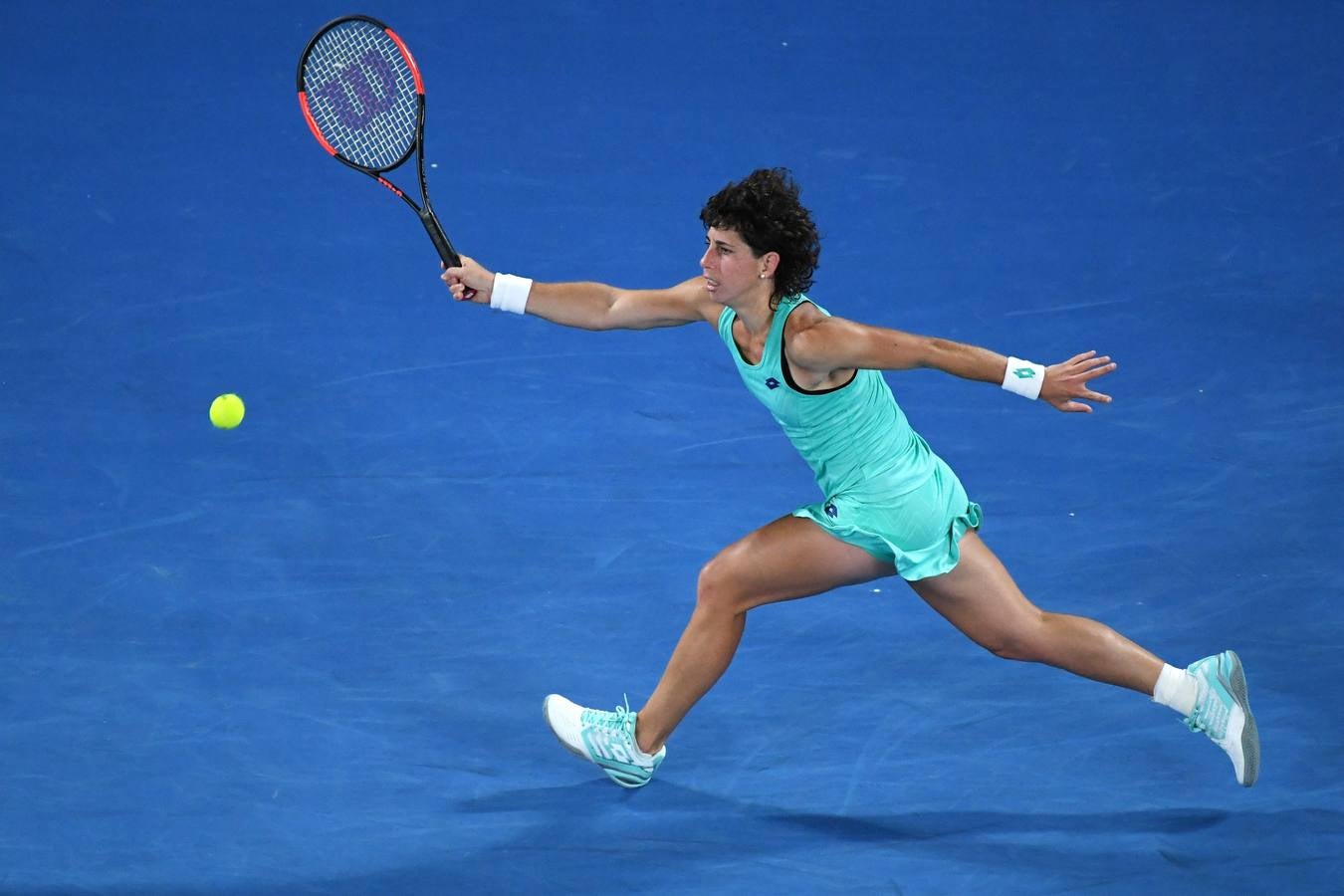 Carla SUárez cayó derrotada ante Caroline Wozniacki (6-0, 6-7 y 6-2) en los cuartos de final del Abierto de Australia. 