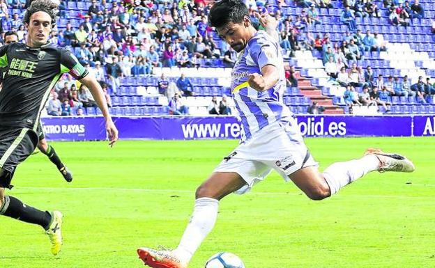 Ibán Salvador, en un partido con el Real Valladolid.