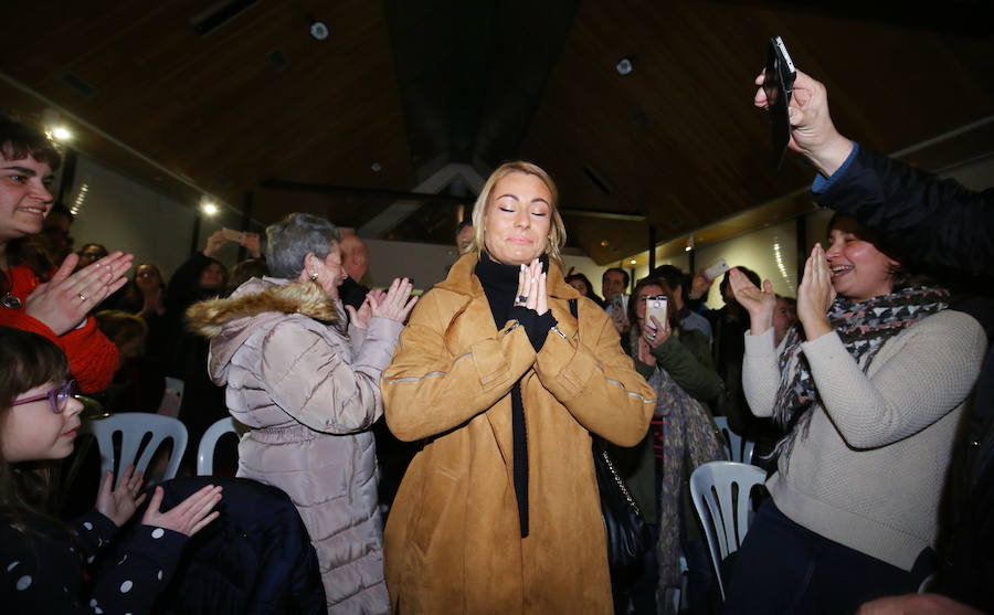 Homenaje de campeona