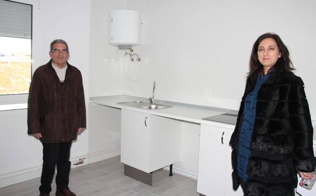 El Ayuntamiento de Santa María del Páramo adjudica las dos viviendas sociales rehabilitadas 