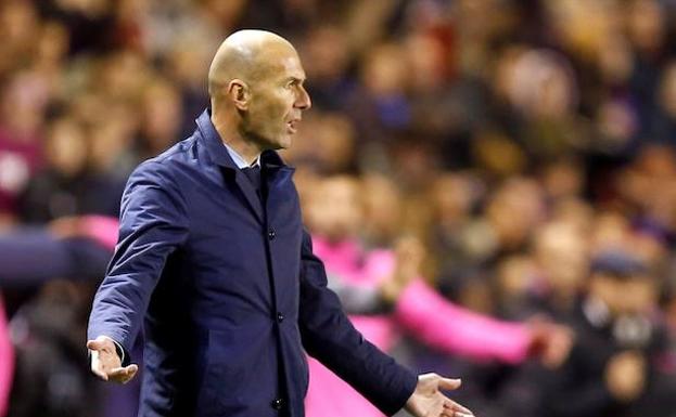 Zinedine Zidane, en el choque ante el Levante.