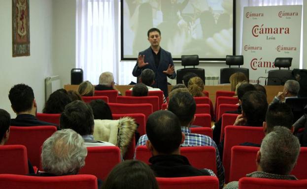 Marcelo Castelo imparte en la Cámara de Comercio de León el curso 'Vendedores que venden y enamoran'