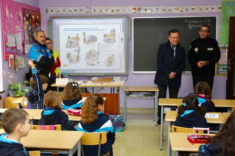 Fotos: Fernando Salguero presenta la campaña &#039;Camino seguro al colegio&#039;