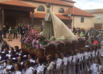 Imagen secundaria 1 - Concierto conmemorativo de las bodas de plata de la Cofradía del Ecce-Homo de Santa Marina del Rey