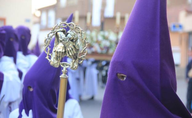 Imagen principal - Concierto conmemorativo de las bodas de plata de la Cofradía del Ecce-Homo de Santa Marina del Rey