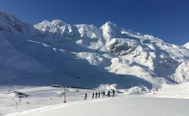 La meteorología ha dado una tregua al deporte invernal en este final de febrero