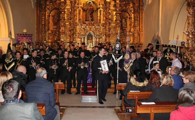 La Cofradía del Ecce-Homo de Santa Marina del Rey celebra sus 25 años con un gran concierto