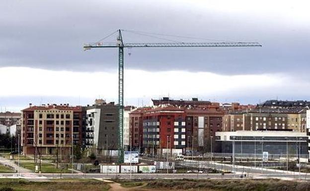 Las hipotecas de viviendas crecen un 4,2% en Castilla y León en 2017 frente a la subida nacional del 9,7%