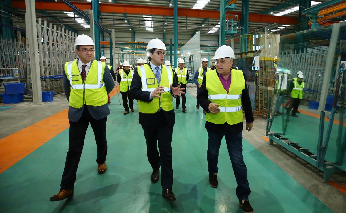 Fotos: El presidente del Partido Popular de Castilla y León visita la comarca del Bierzo