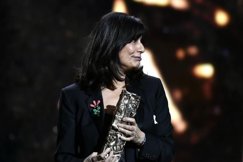 Penélope Cruz ha recibido el César de Honor del cine francés de manos de Almodovar