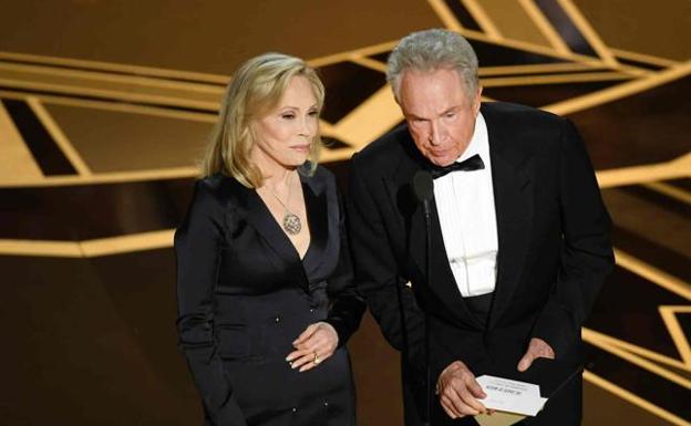 Warren Beatty y Faye Dunaway.