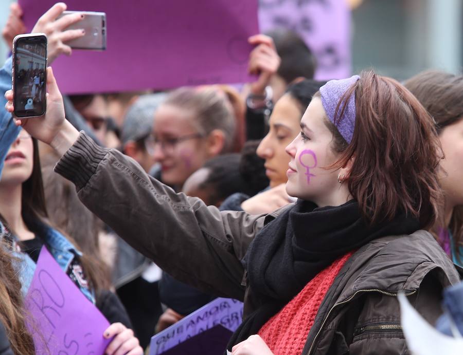Fotos: Manifiestación 8M en Ponferrada