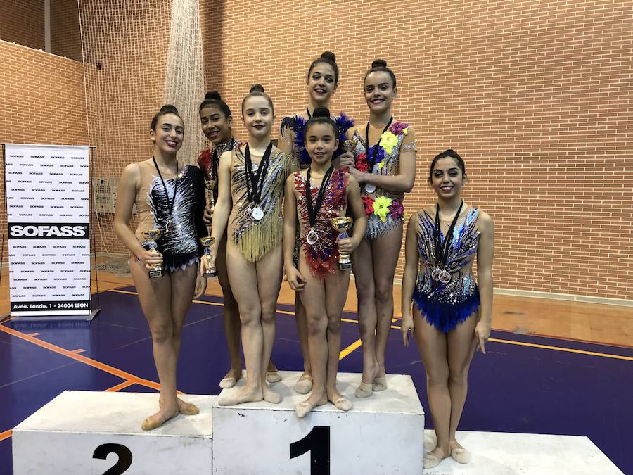 Fotos: Éxito del Club Armonía