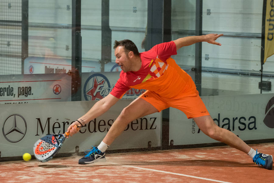 Las mejores imágenes del Torneo Leonoticias de pádel celebrado durante el fin de semana en las instalaciones de Pádel Park