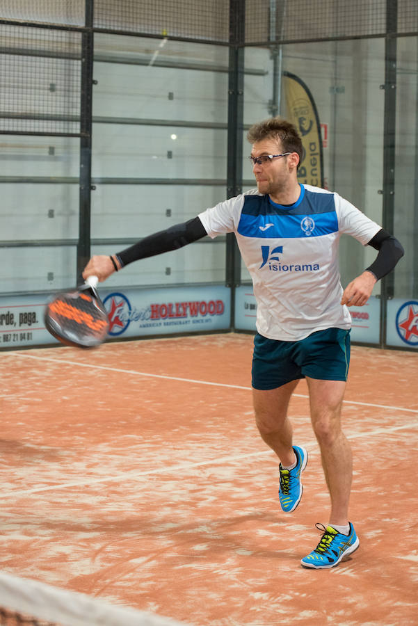 Las mejores imágenes del Torneo Leonoticias de pádel celebrado durante el fin de semana en las instalaciones de Pádel Park