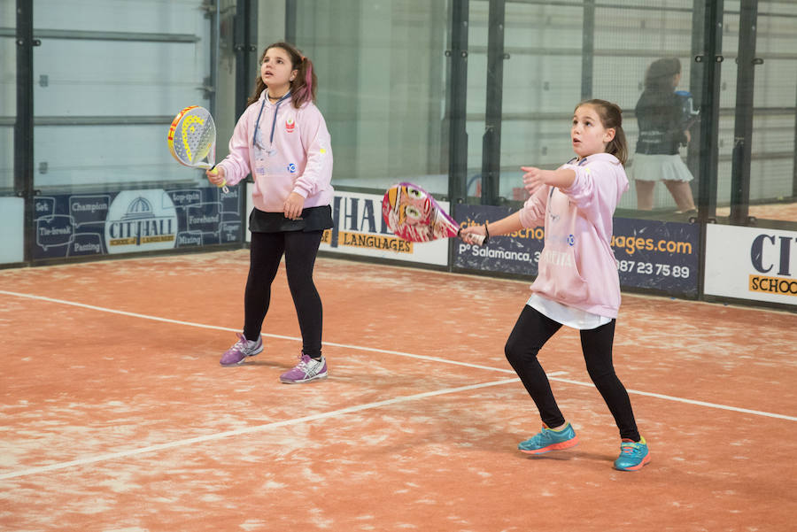 Las mejores imágenes del Torneo Leonoticias de pádel celebrado durante el fin de semana en las instalaciones de Pádel Park