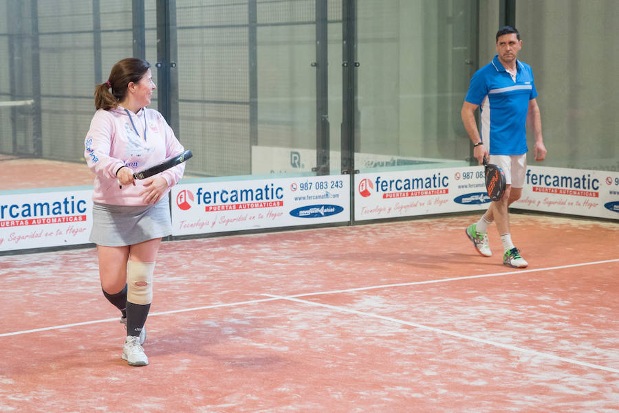 Las mejores imágenes del Torneo Leonoticias de pádel celebrado durante el fin de semana en las instalaciones de Pádel Park