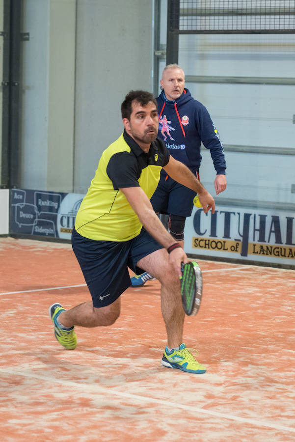 Las mejores imágenes del Torneo Leonoticias de pádel celebrado durante el fin de semana en las instalaciones de Pádel Park
