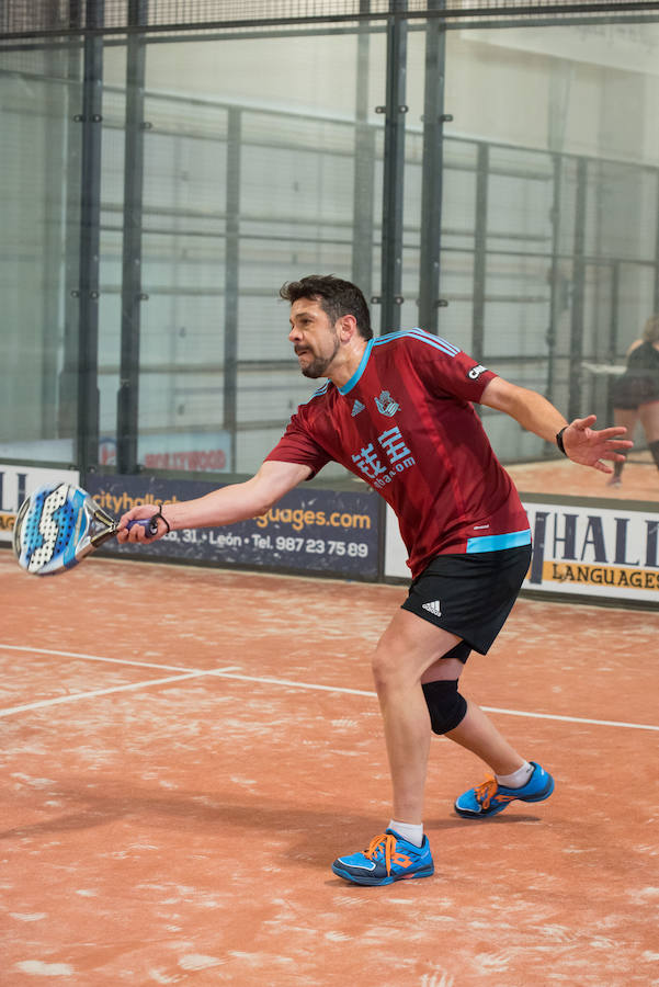 Las mejores imágenes del Torneo Leonoticias de pádel celebrado durante el fin de semana en las instalaciones de Pádel Park