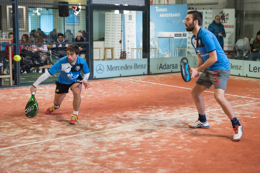 Las mejores imágenes del Torneo Leonoticias de pádel celebrado durante el fin de semana en las instalaciones de Pádel Park