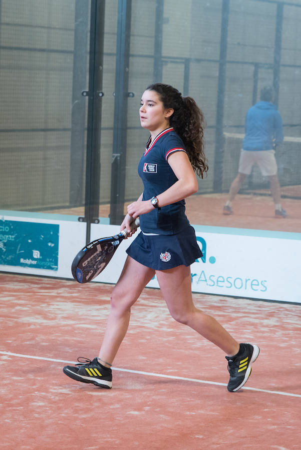 Las mejores imágenes del Torneo Leonoticias de pádel celebrado durante el fin de semana en las instalaciones de Pádel Park