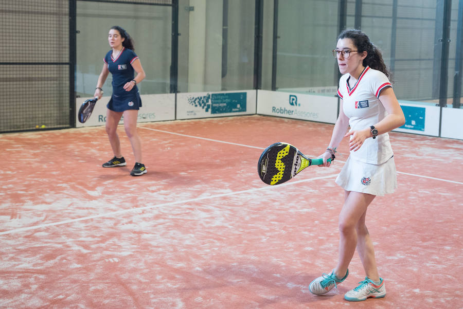 Las mejores imágenes del Torneo Leonoticias de pádel celebrado durante el fin de semana en las instalaciones de Pádel Park