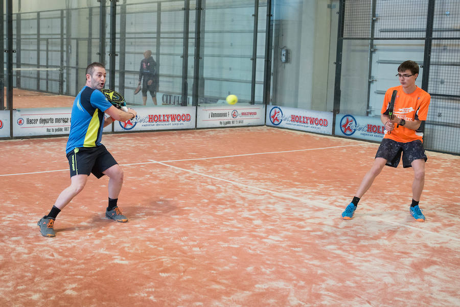 Las mejores imágenes del Torneo Leonoticias de pádel celebrado durante el fin de semana en las instalaciones de Pádel Park