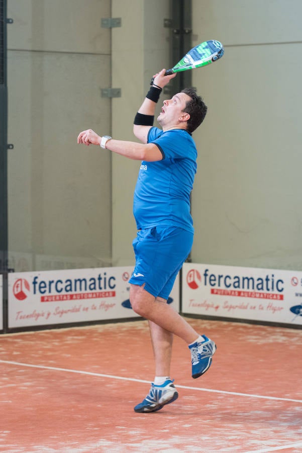 Las mejores imágenes del Torneo Leonoticias de pádel celebrado durante el fin de semana en las instalaciones de Pádel Park