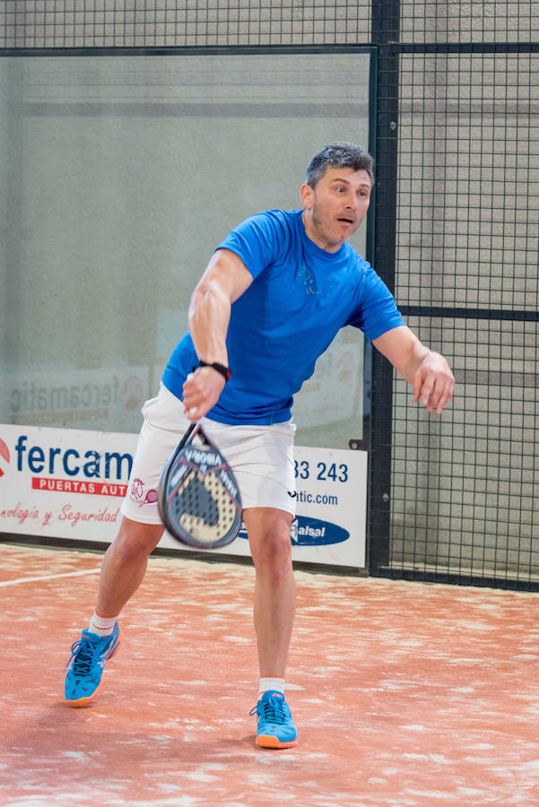 Las mejores imágenes del Torneo Leonoticias de pádel celebrado durante el fin de semana en las instalaciones de Pádel Park