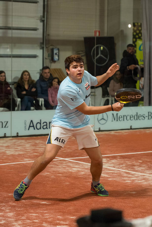 Las mejores imágenes del Torneo Leonoticias de pádel celebrado durante el fin de semana en las instalaciones de Pádel Park