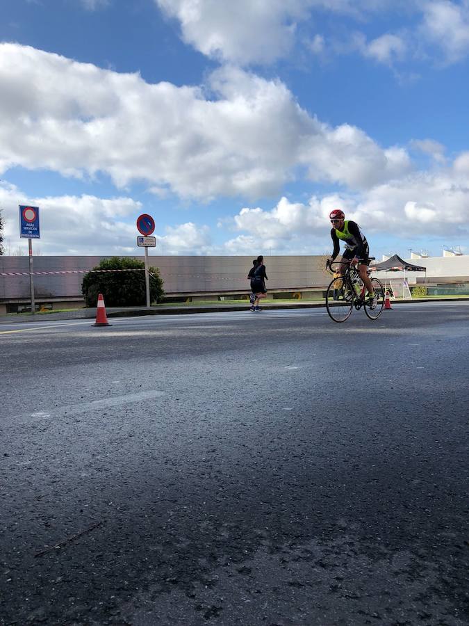 Fotos: El TriLeón, en Boiro