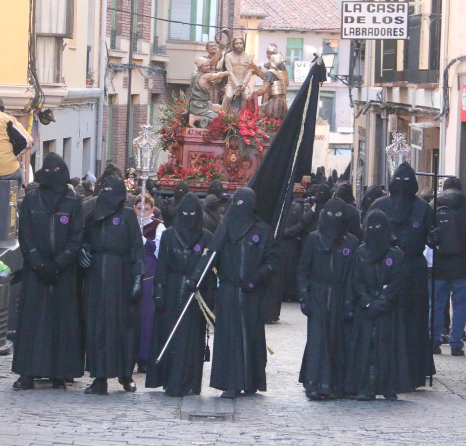 Fotos: Acto del Encuentro en la Plaza Mayor de León