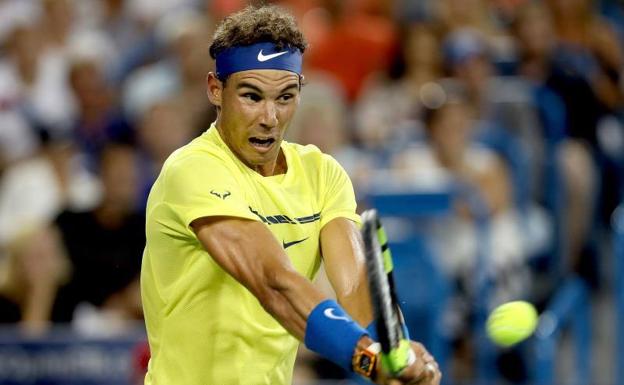 Rafa Nadal se prepara para la eliminatoria de Copa Davis ante Alemania.